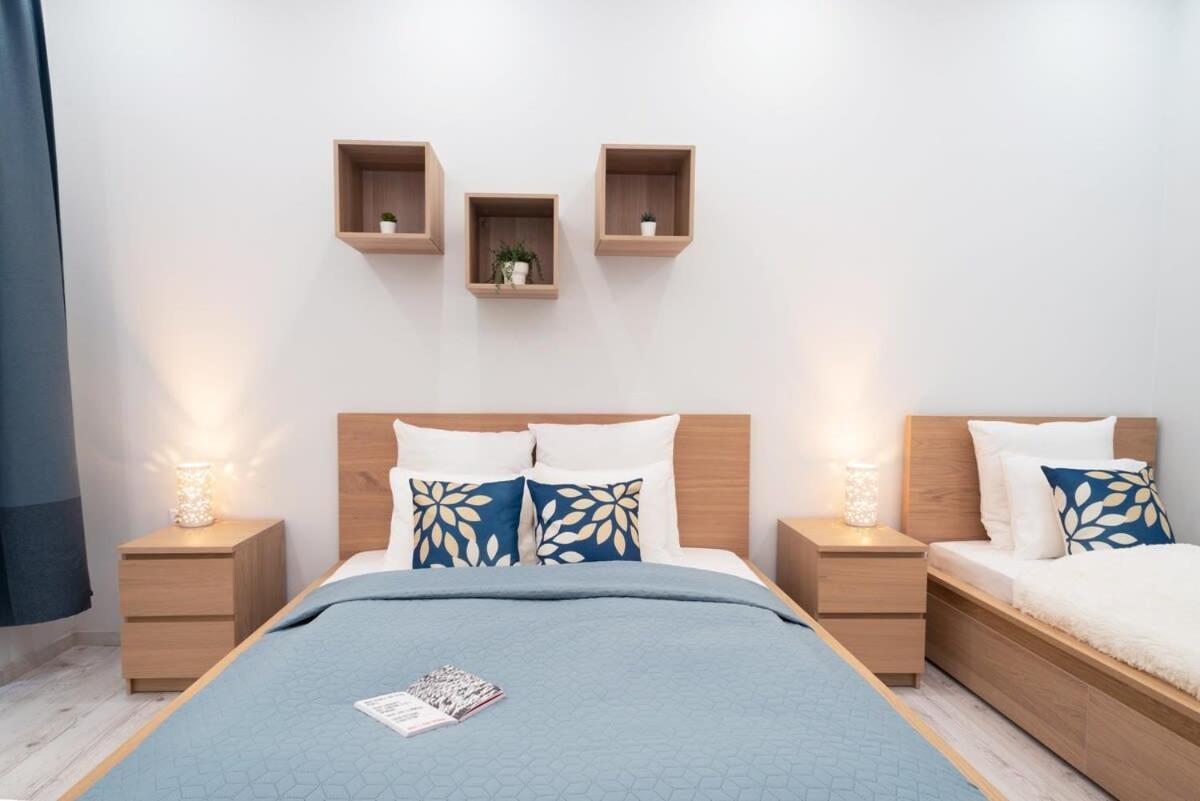 New Spacious At Superb Location Appartamento