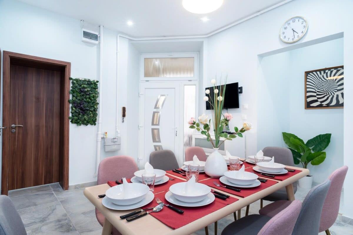 New Spacious At Superb Location Appartamento *