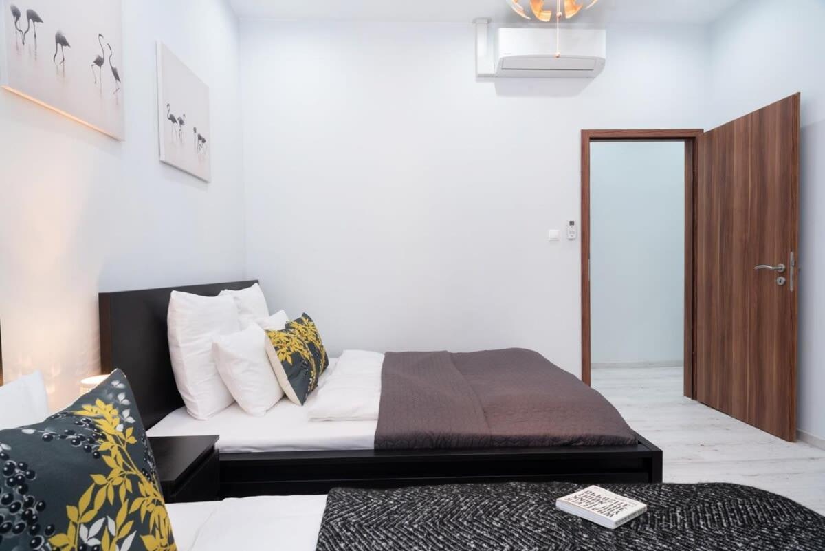New Spacious At Superb Location * Budapeszt